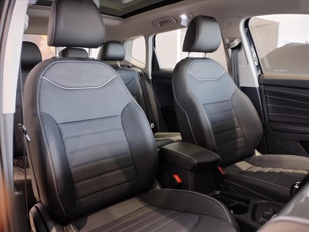 TAOS 1.4 250 TSI TOTAL FLEX HIGHLINE AUTOMÁTICO9