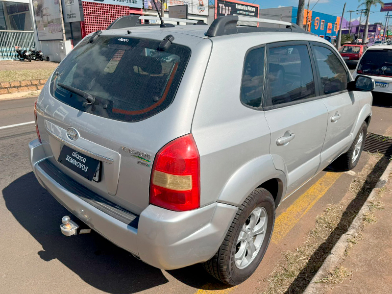 TUCSON 2.0 MPFI GLS 16V 143CV 2WD FLEX 4P AUTOMÁTICO3