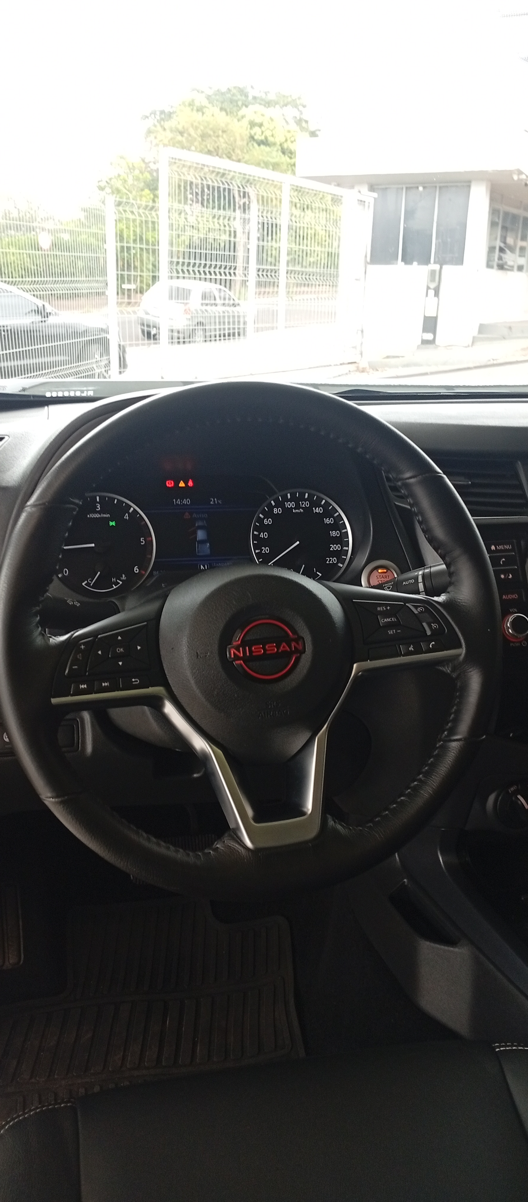 FRONTIER 2.3 16V TURBO DIESEL PRO4X CD 4X4 AUTOMÁTICO8