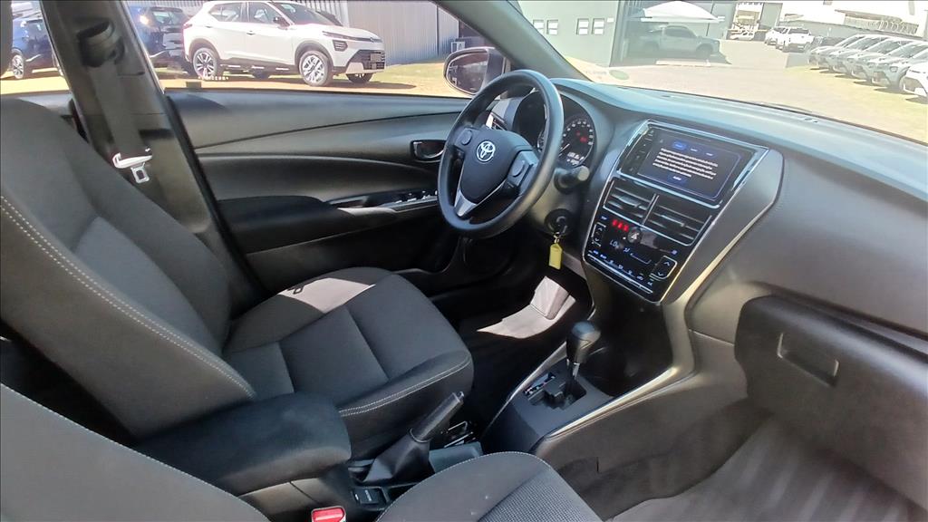 YARIS 1.5 16V FLEX XL MULTIDRIVE12