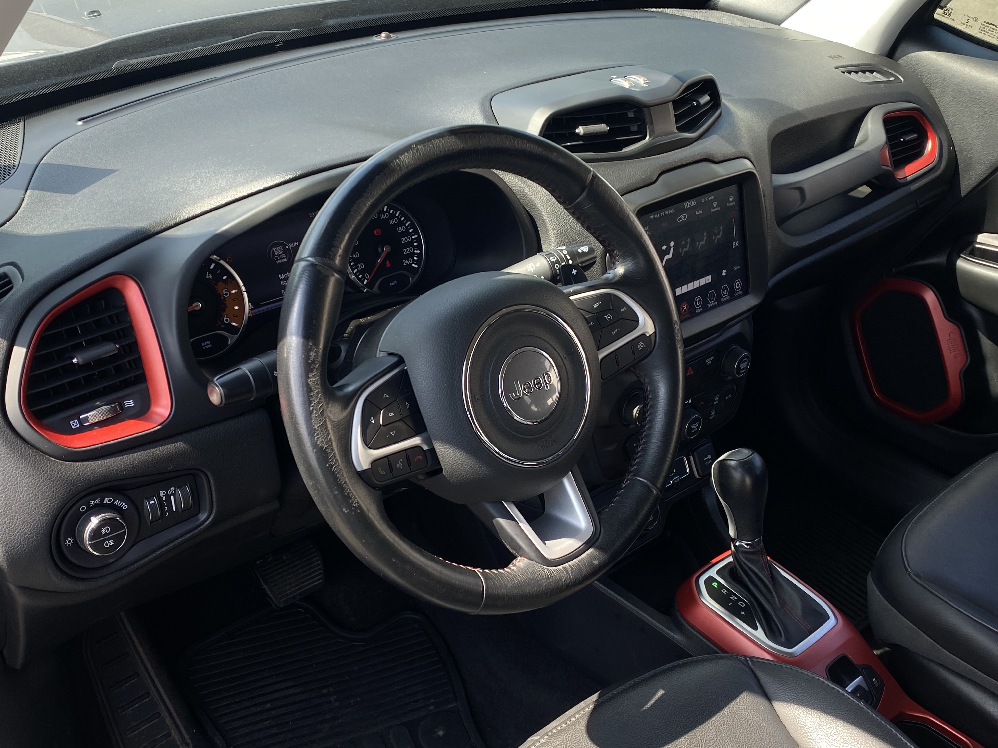 RENEGADE 2.0 16V TURBO DIESEL TRAILHAWK 4P 4X4 AUTOMÁTICO6