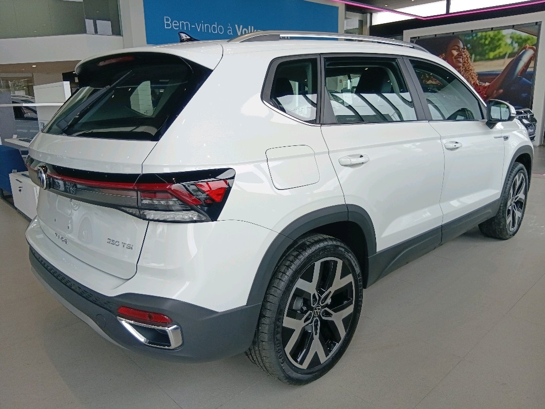 TAOS 1.4 250 TSI TOTAL FLEX HIGHLINE AUTOMÁTICO5