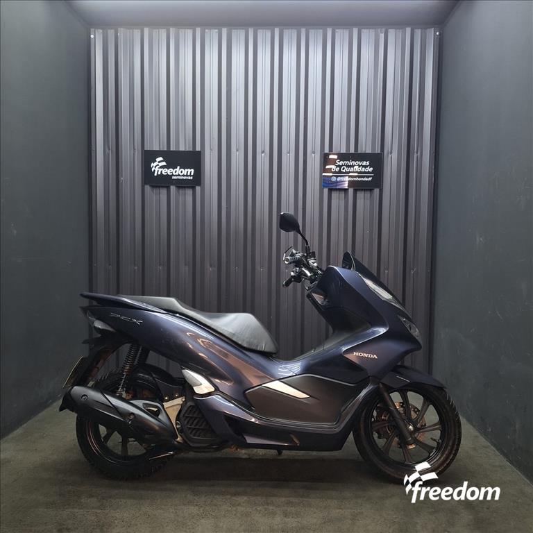 Moto HONDA do modelo PCX PCX 2019/2020