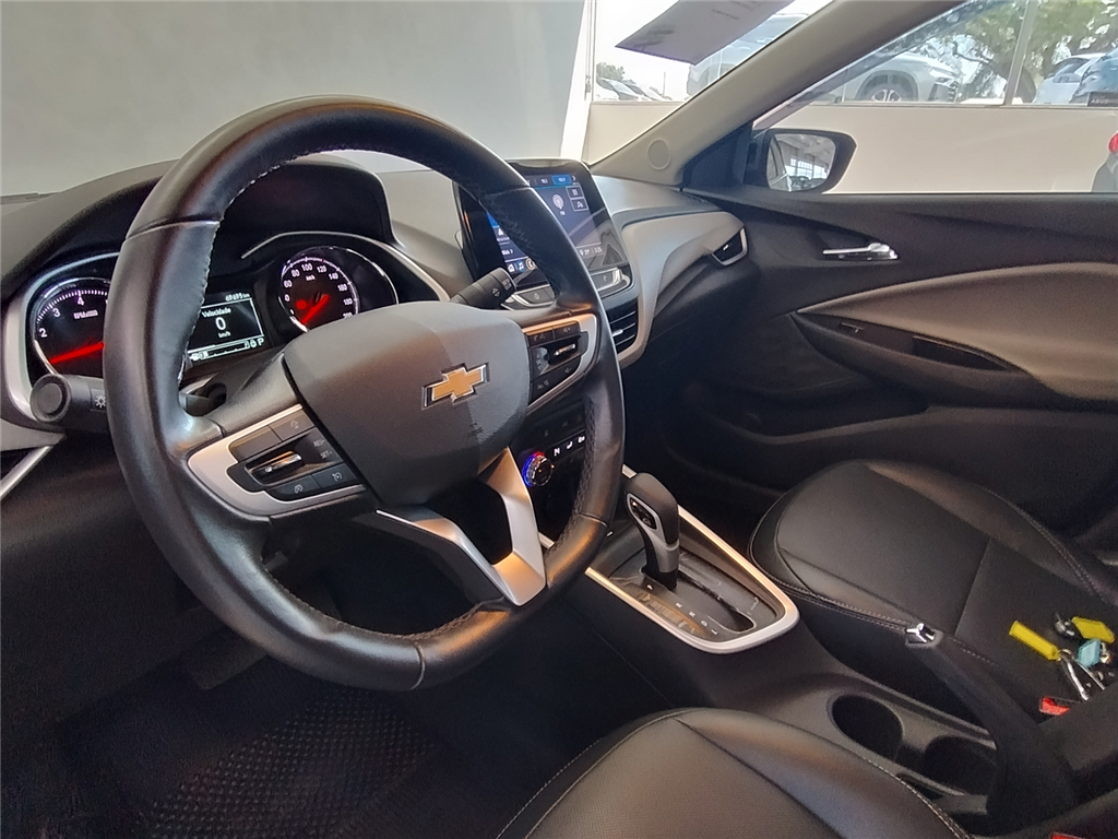 ONIX PLUS 1.0 TURBO FLEX PREMIER AUTOMÁTICO4