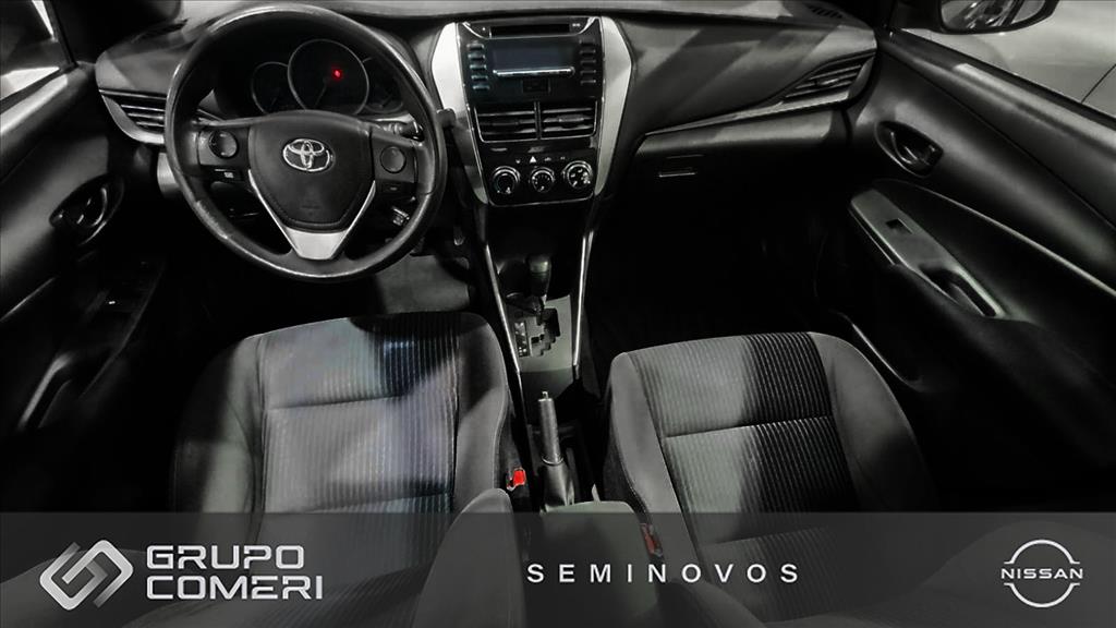 YARIS 1.3 16V FLEX XL LIVE MULTIDRIVE4