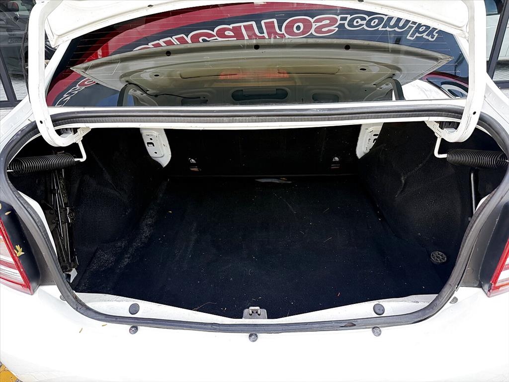 Renault Logan - 1.6 16V SCE FLEX ZEN X-TRONIC