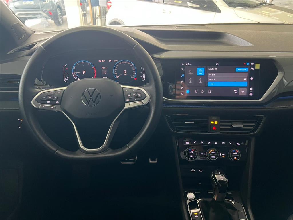 TAOS 1.4 250 TSI TOTAL FLEX HIGHLINE AUTOMÁTICO9