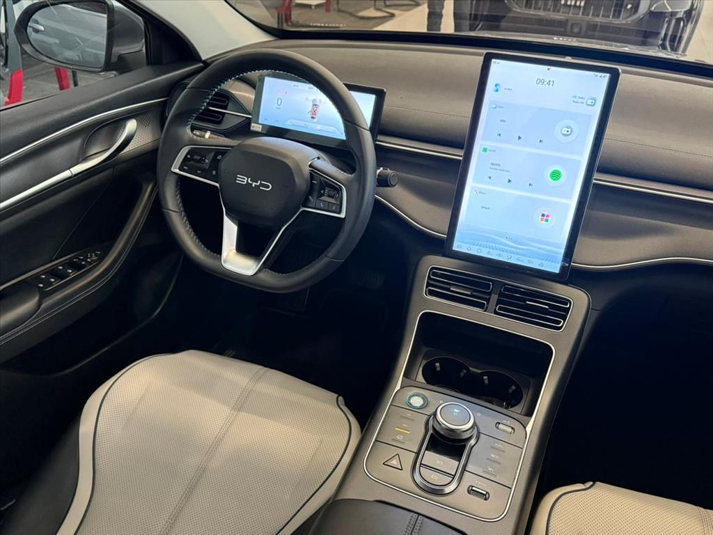 KING 1.5 DM-I PHEV GL AUTOMÁTICO10