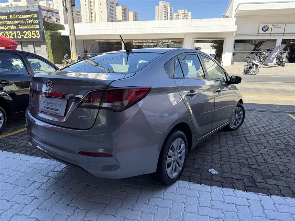 Hyundai Hb20S - 1.6 COMFORT STYLE 16V FLEX 4P AUTOMÁTICO