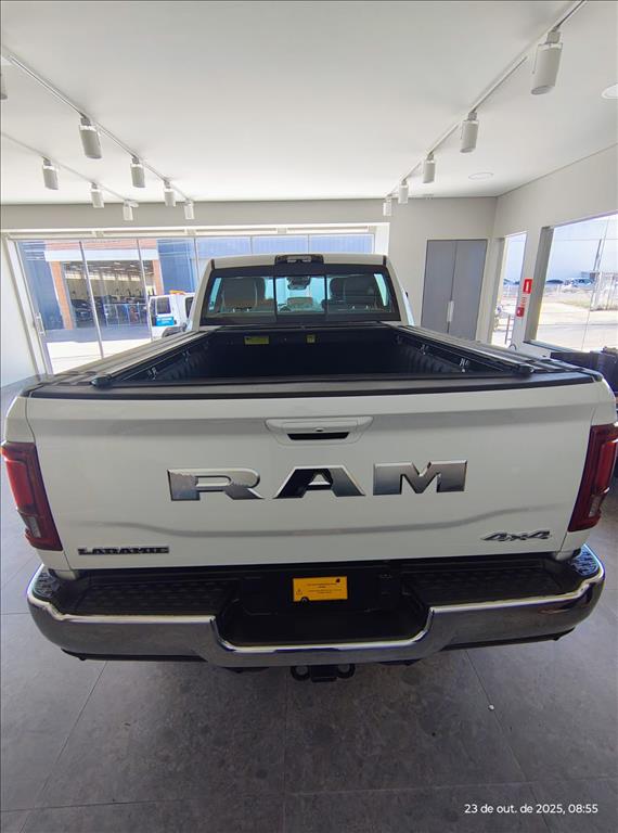 2500 6.7 I6 TURBO DIESEL LARAMIE CD 4X4 AUTOMÁTICO3