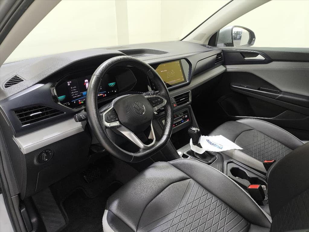 TAOS 1.4 250 TSI TOTAL FLEX COMFORTLINE AUTOMÁTICO6