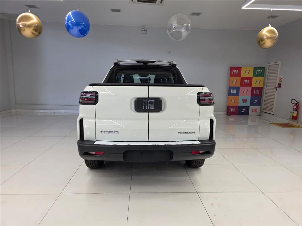 TORO 1.3 TURBO 270 FLEX FREEDOM AT63