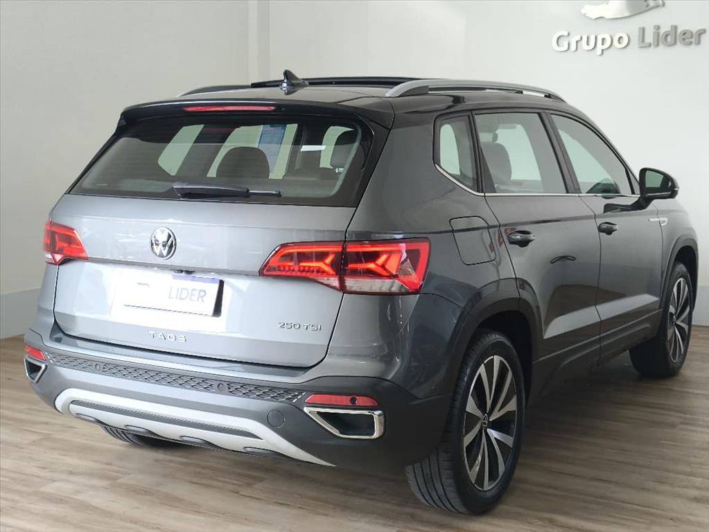 TAOS 1.4 250 TSI TOTAL FLEX HIGHLINE AUTOMÁTICO15