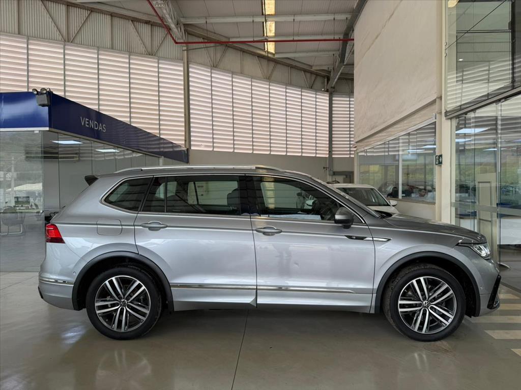 TIGUAN 2.0 300 TSI GASOLINA ALLSPACE R-LINE AUTOMÁTICO1