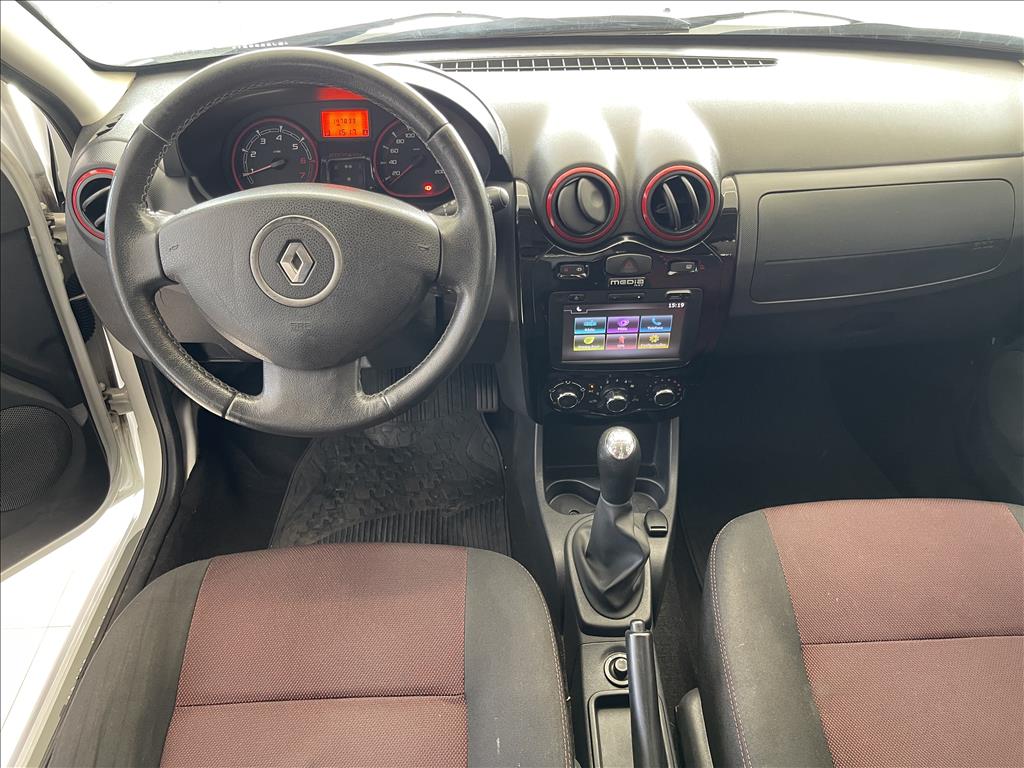 SANDERO 1.6 STEPWAY 8V FLEX 4P MANUAL SANDERO 1.6 STEPWAY 8V FLEX 4P MANUAL