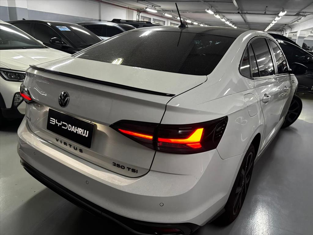 VIRTUS 1.4 250 TSI EXCLUSIVE AUTOMÁTICO11