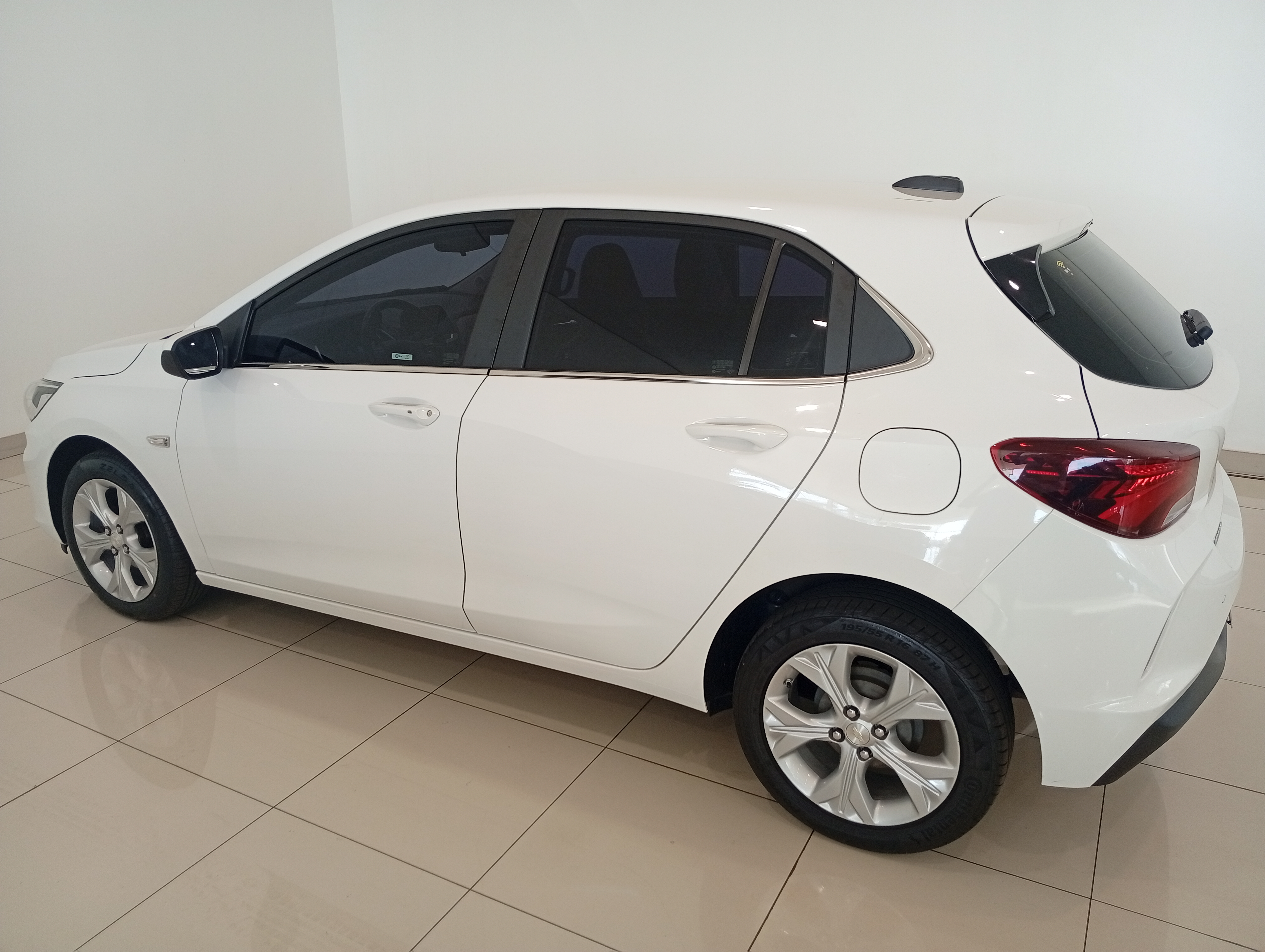 GM - Chevrolet-ONIX-1.0 TURBO FLEX AUTOMÁTICO