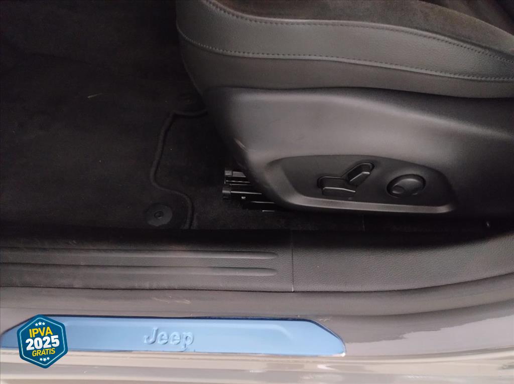 COMPASS 2.0 HURRICANE 4 TURBO GASOLINA BLACKHAWK AT910