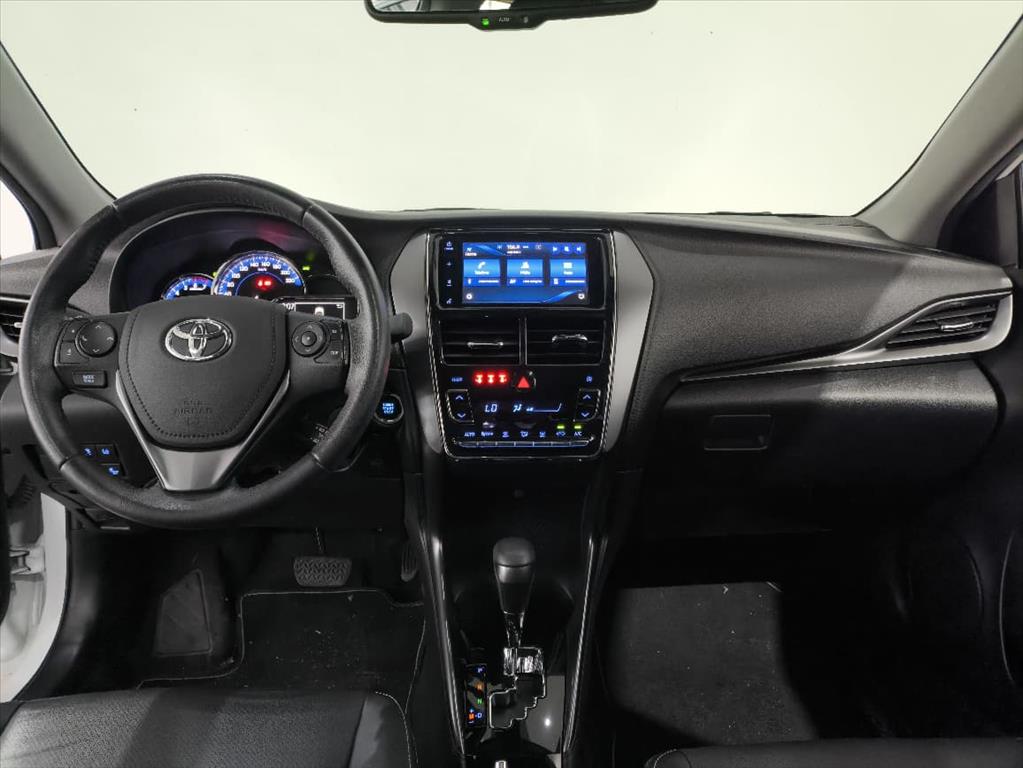 YARIS 1.5 16V FLEX SEDAN XLS MULTIDRIVE6