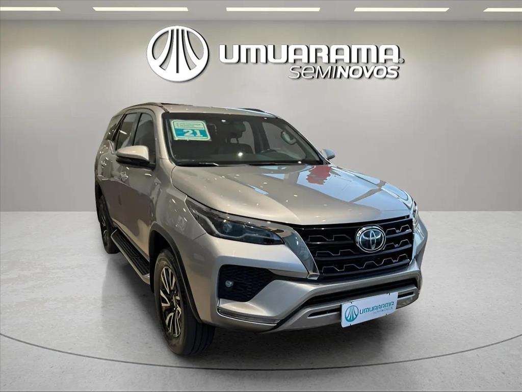 HILUX SW4 2.8 D-4D TURBO DIESEL SRX 7L 4X4 AUTOMÁTICO2