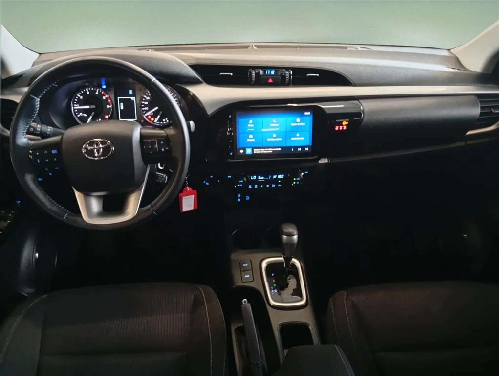 HILUX 2.8 D-4D TURBO DIESEL CD SR 4X4 AUTOMÁTICO7