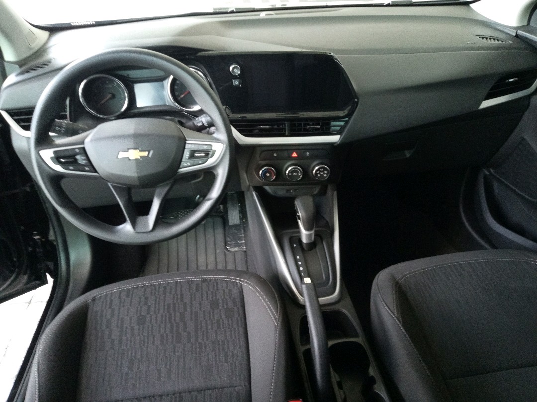 TRACKER 1.0 TURBO FLEX AUTOMÁTICO8