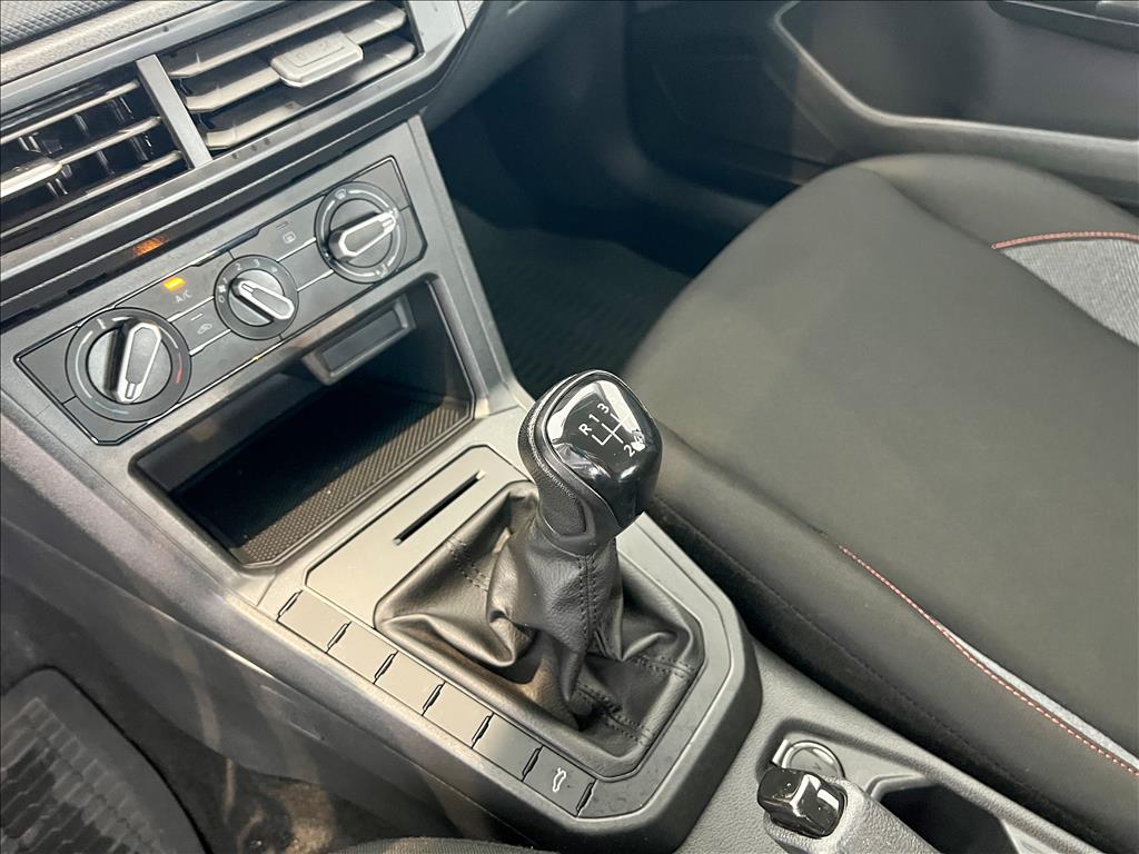 POLO 1.0 MPI ROBUST MANUAL14