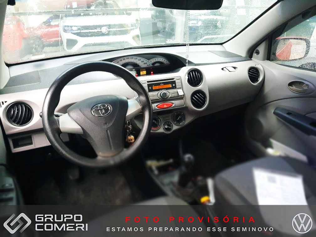 ETIOS 1.3 XS 16V FLEX 4P MANUAL2