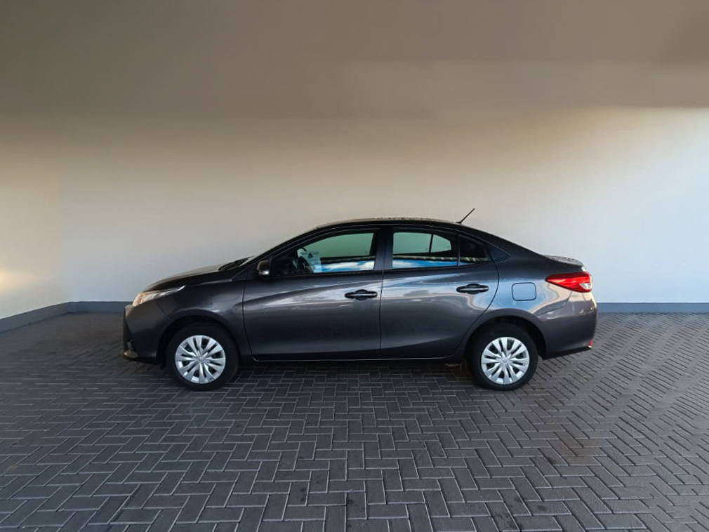 YARIS 1.5 16V FLEX SEDAN XL MULTIDRIVE1