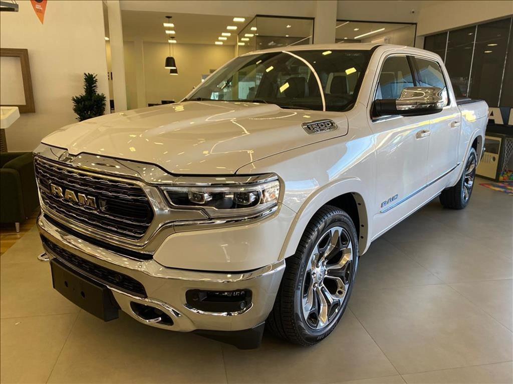 1500 5.7 V8 GASOLINA LIMITED CD 4X4 AUTOMÁTICO2