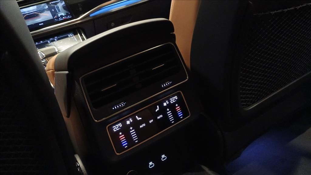 RS Q8 4.0 V8 TWINTURBO GASOLINA PERFORMANCE TIPTRONIC19