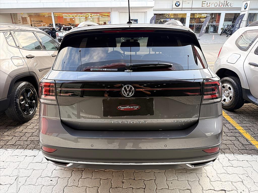 Volkswagen T-Cross - 1.4 250 TSI TOTAL FLEX HIGHLINE AUTOMÁTICO