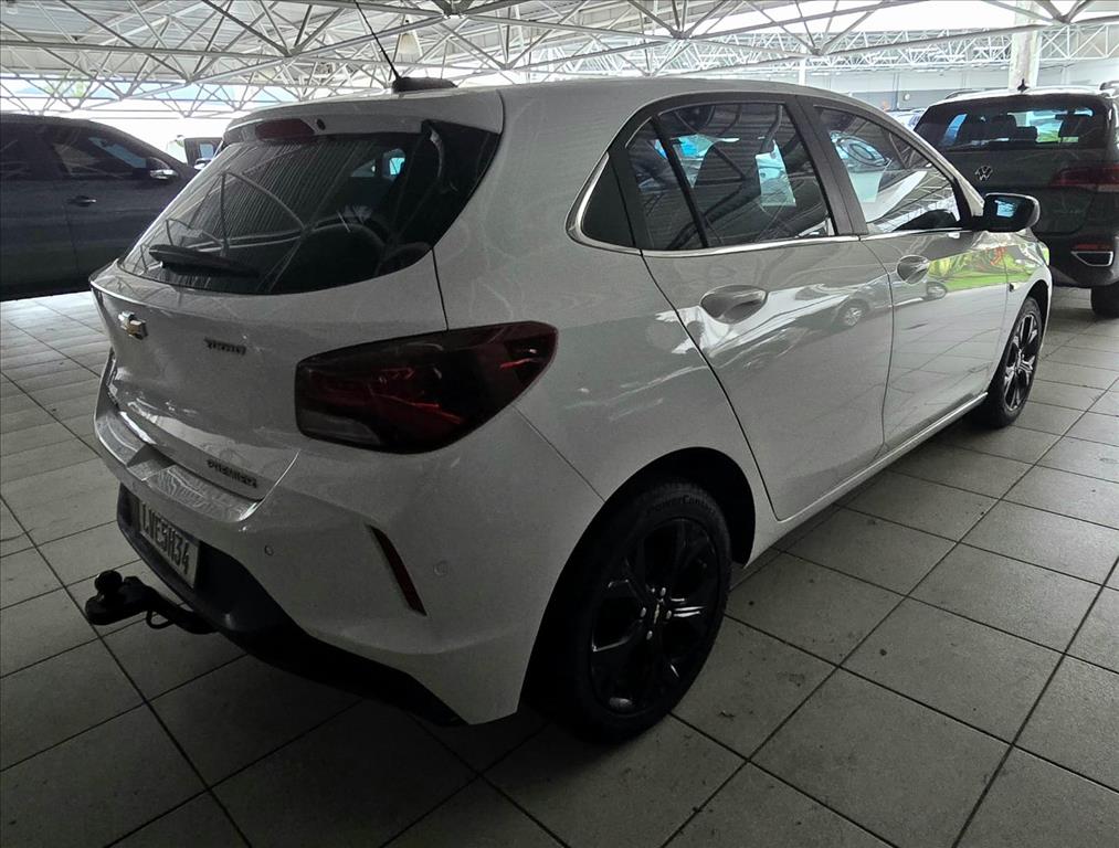 ONIX 1.0 TURBO FLEX PREMIER AUTOMÁTICO4