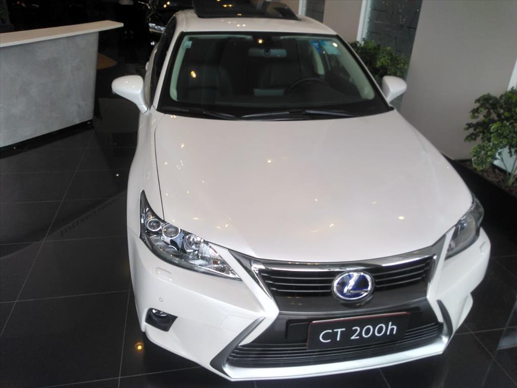 CT200H 1.8 16V HÍBRIDO 4P AUTOMÁTICO