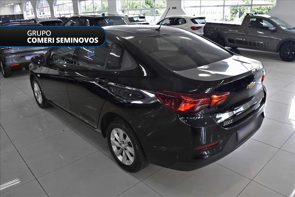 ONIX PLUS 1.0 TURBO FLEX LT AUTOMÁTICO3