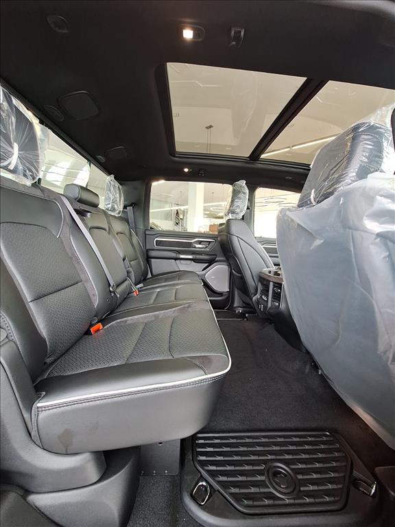 1500 3.0 HURRICANE 6 BITURBO GASOLINA LARAMIE NIGHT EDITION CD 4X4 AUTOMÁTICO 1500 3.0 HURRICANE 6 BITURBO GASOLINA LARAMIE NIGHT EDITION CD 4X4 AUTOMÁTICO