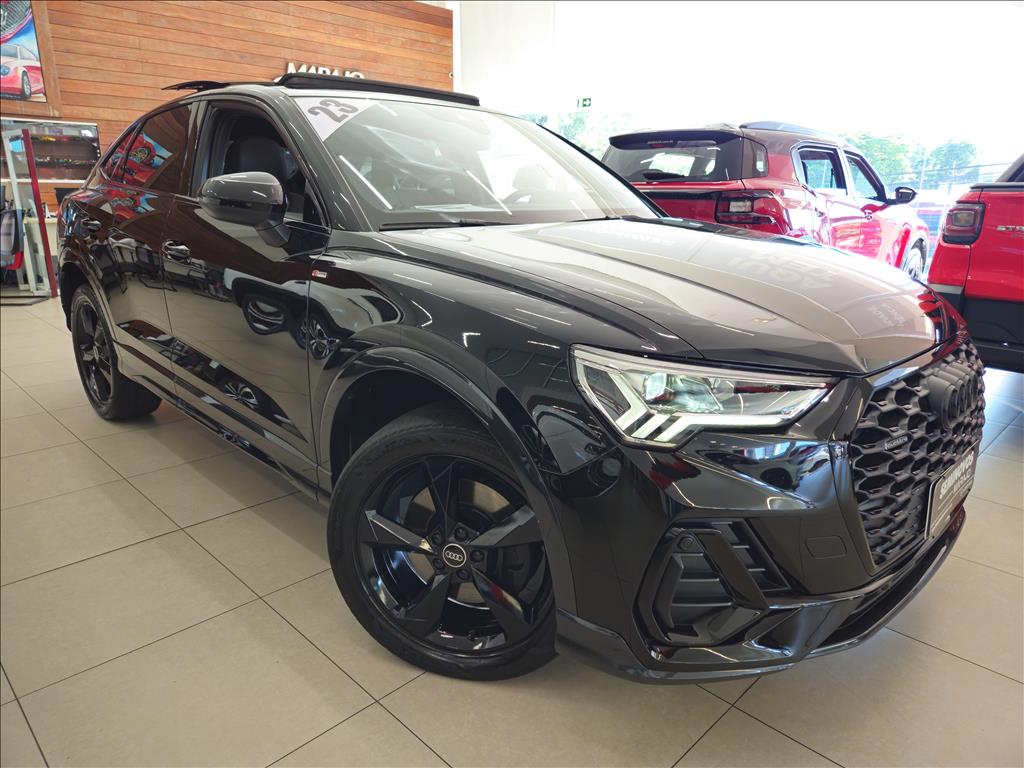 Q3 2.0 40 TFSI GASOLINA PERFORMANCE BLACK QUATTRO TIPTRONIC