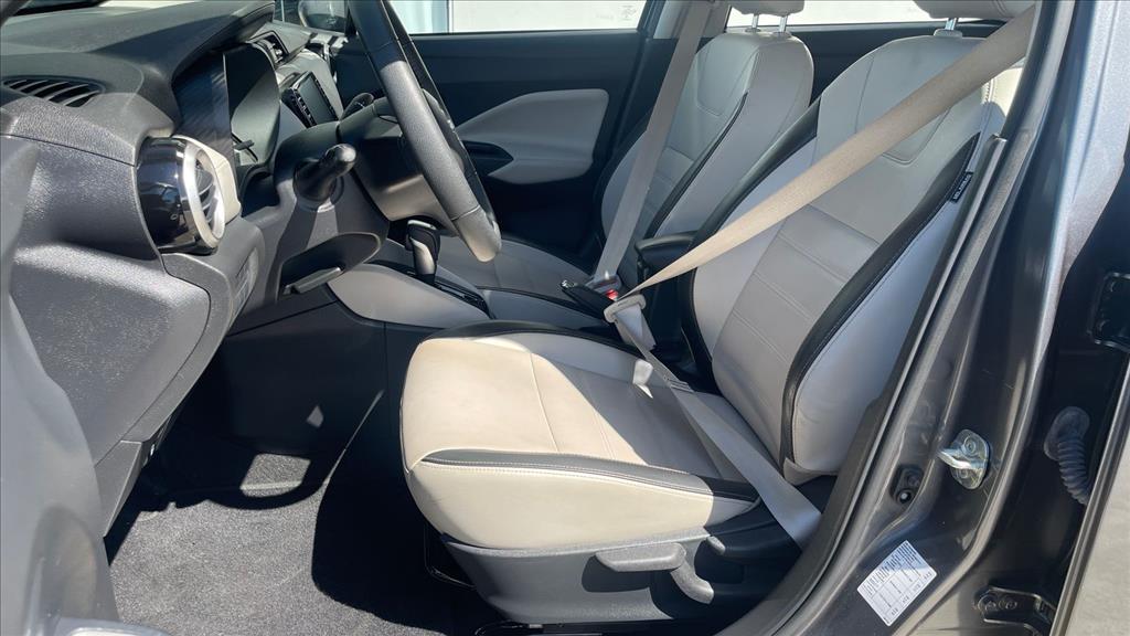 VERSA 1.6 16V FLEX EXCLUSIVE XTRONIC9