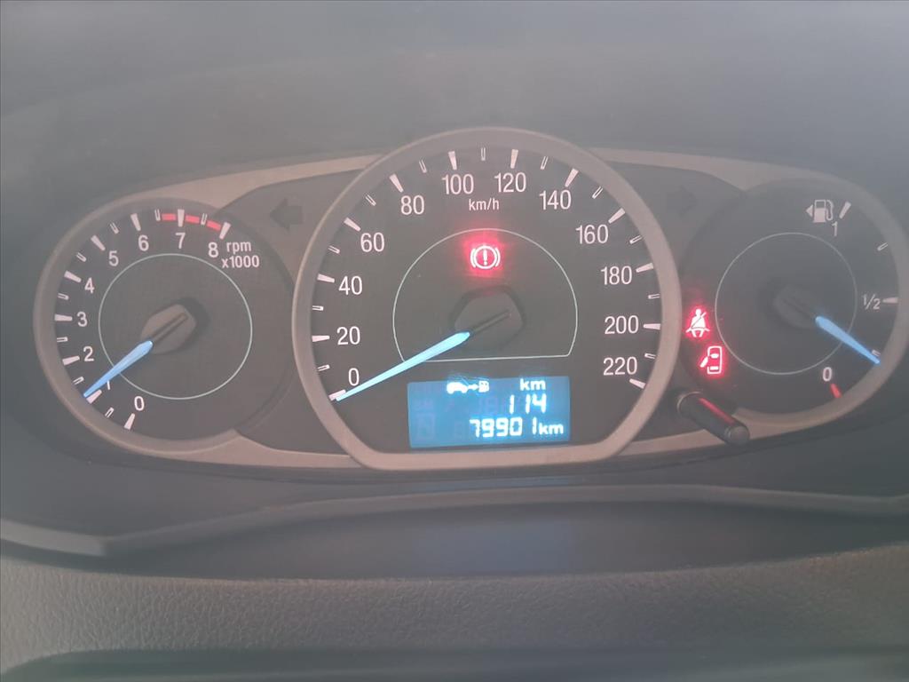 KA 1.0 TI-VCT FLEX SE SEDAN MANUAL5