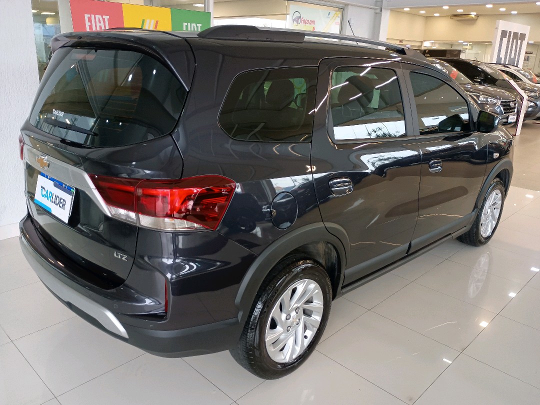 SPIN 1.8 LTZ 8V FLEX 4P AUTOMÁTICO3