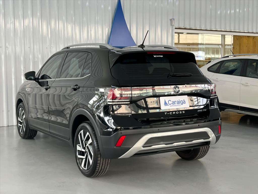 T-CROSS 1.4 250 TSI TOTAL FLEX HIGHLINE AUTOMÁTICO4