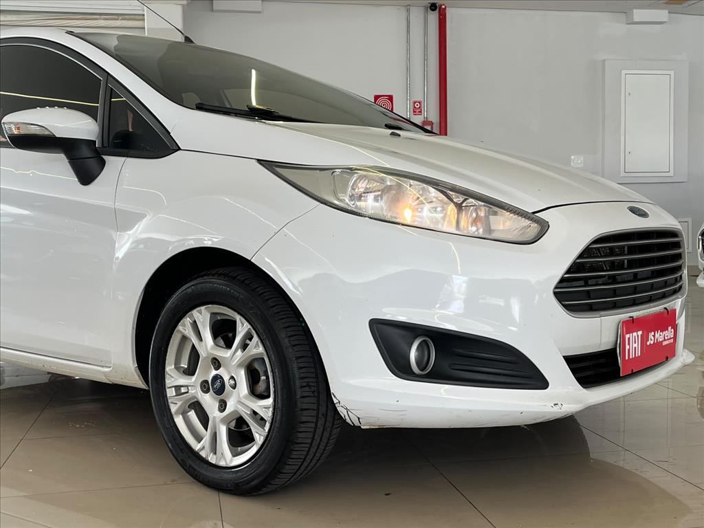 FIESTA 1.6 SE HATCH 16V FLEX 4P AUTOMÁTICO6