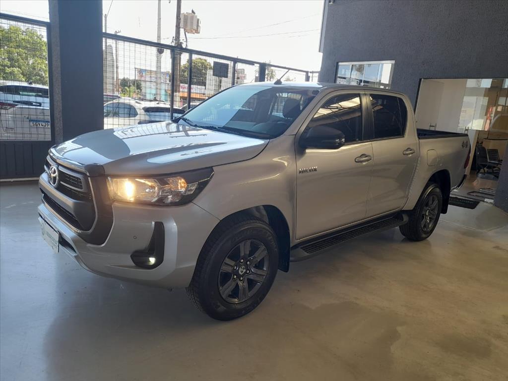 HILUX 2.8 D-4D TURBO DIESEL CD SR 4X4 AUTOMÁTICO