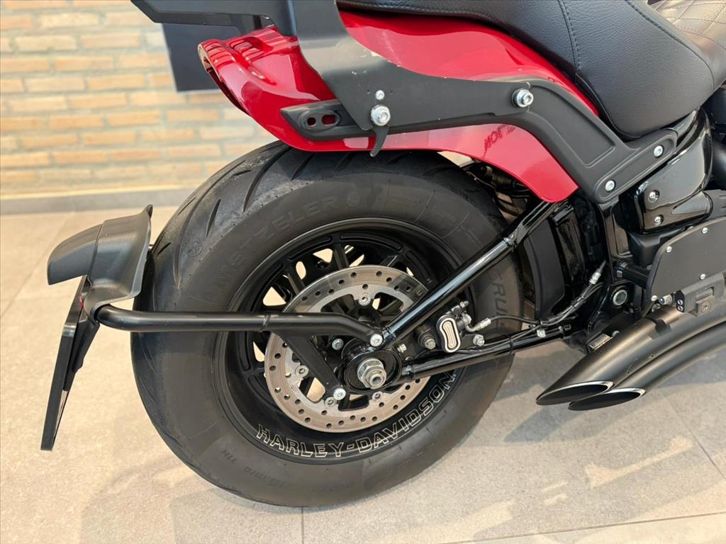 HARLEY-DAVIDSON-FAT-SOFTAIL BOB 114