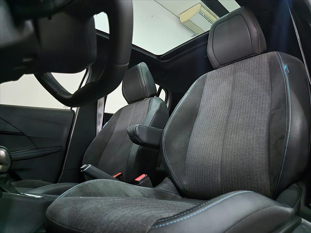 Peugeot-208-1.0 TURBO 200 FLEX STYLE CVT