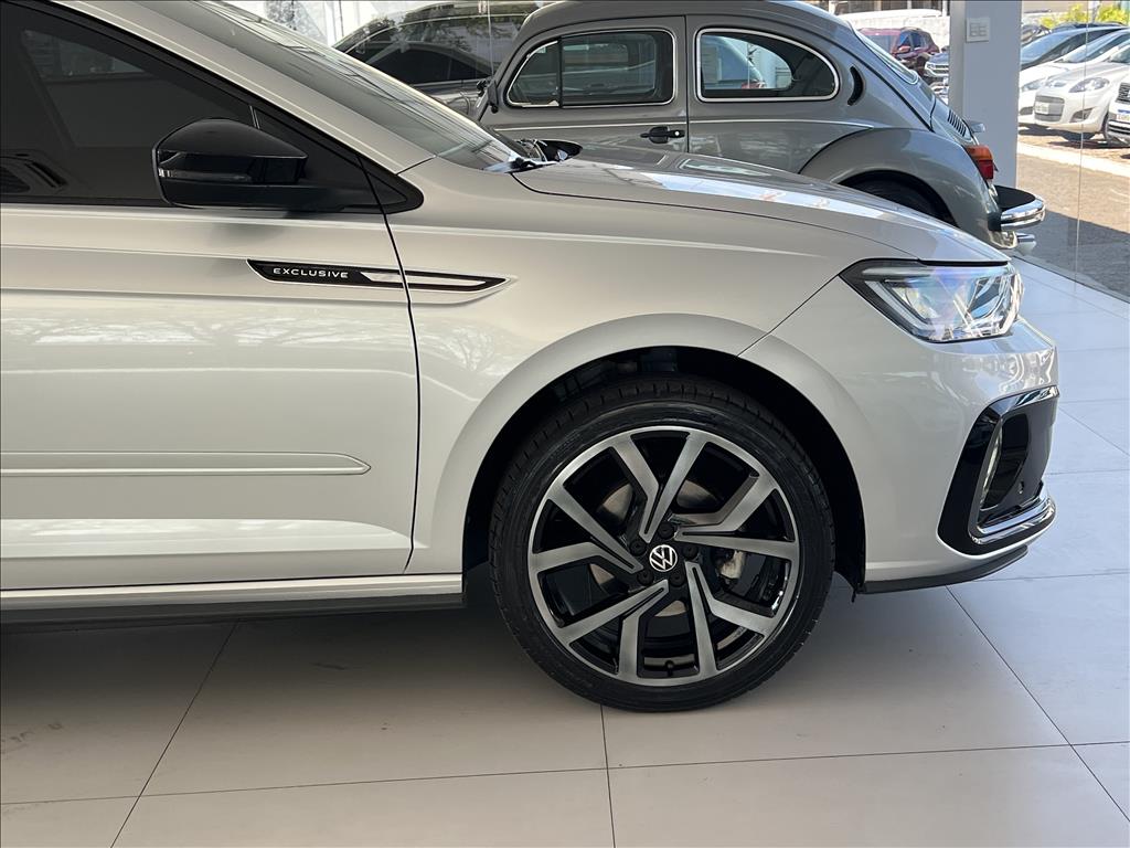 VIRTUS 1.4 250 TSI EXCLUSIVE AUTOMÁTICO4