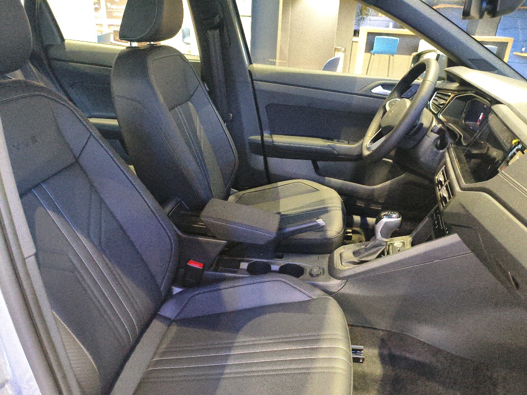 NIVUS 1.0 200 TSI TOTAL FLEX HIGHLINE AUTOMÁTICO4
