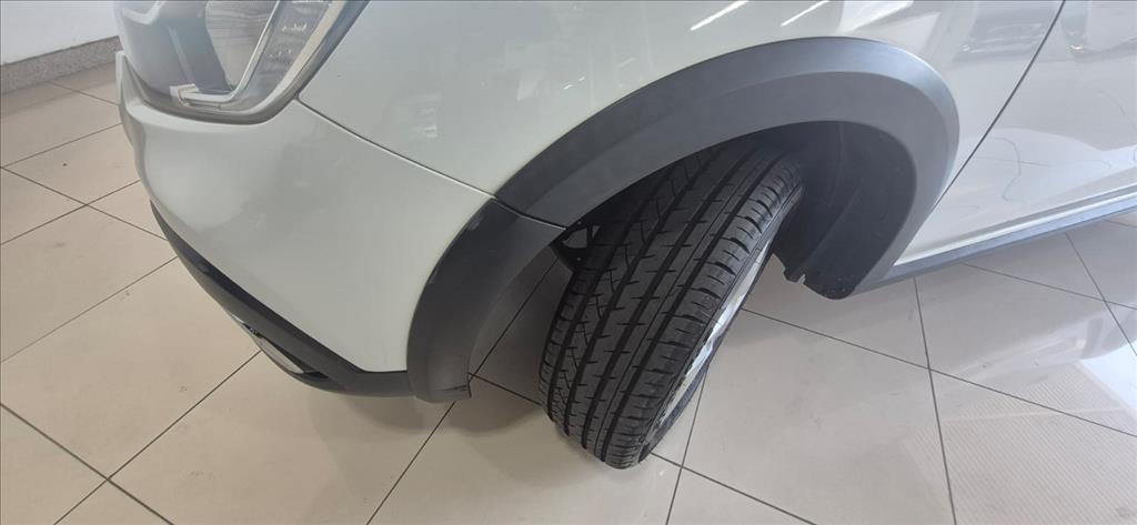 SANDERO 1.6 16V SCE FLEX ZEN MANUAL17
