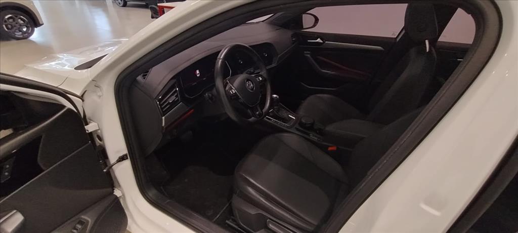 JETTA 1.4 250 TSI TOTAL FLEX R-LINE TIPTRONIC7
