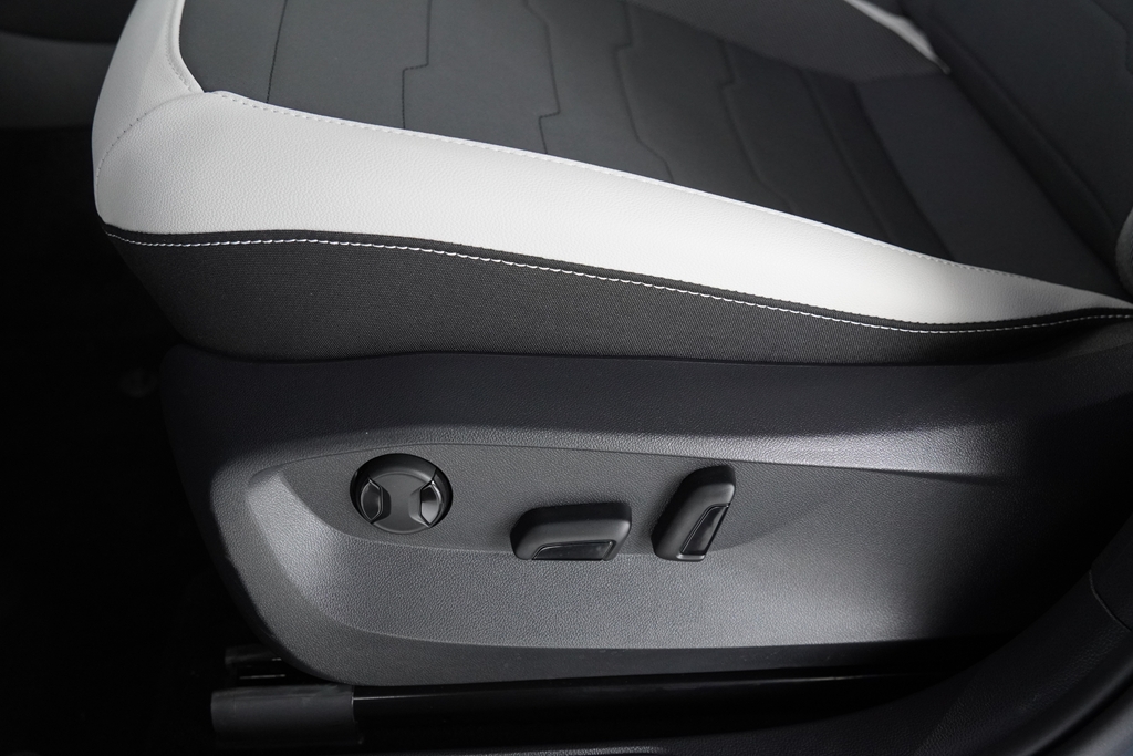 TAOS 1.4 250 TSI TOTAL FLEX COMFORTLINE AUTOMÁTICO8